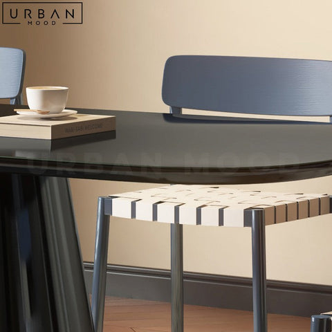 CARRIE Modern Elegant Dining Table Piano Finish - URBANMOOD