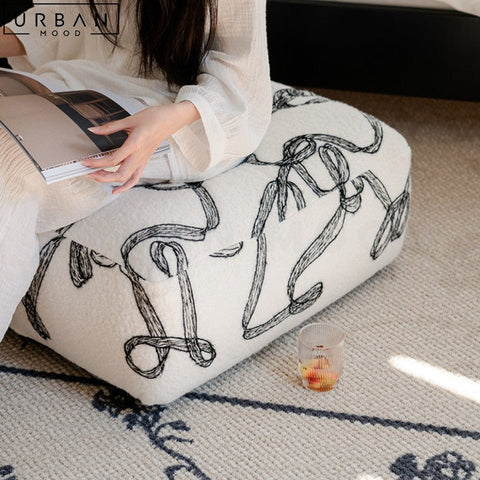 NOVAIS Eclectic Boucle Pouf Traditional Elegant Design - URBANMOOD