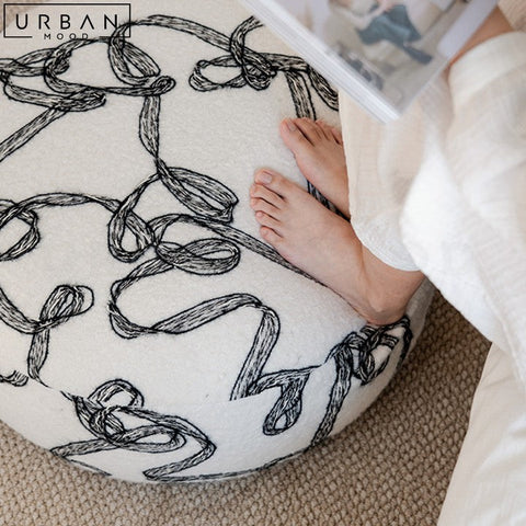 NOVAIS Eclectic Boucle Pouf Traditional Elegant Design - URBANMOOD