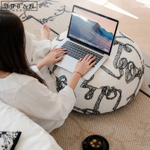 NOVAIS Eclectic Boucle Pouf Traditional Elegant Design - URBANMOOD