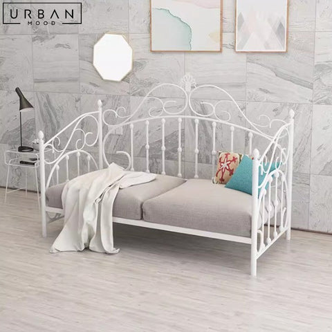 Victorian Daybed Sofa Elegant Victorian Style - URBANMOOD