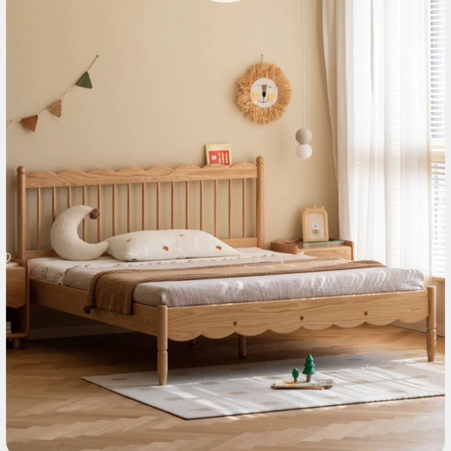Oak solid wood children's bed<