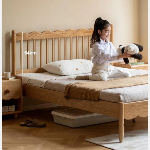 Oak solid wood children's bed<