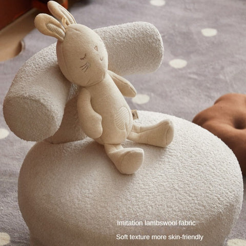 Lamb Velvet Kids Chair Off White Plush Imitation Wool Upholstered Cartoon Seat Solid Wood Frame for Playroom & Reading