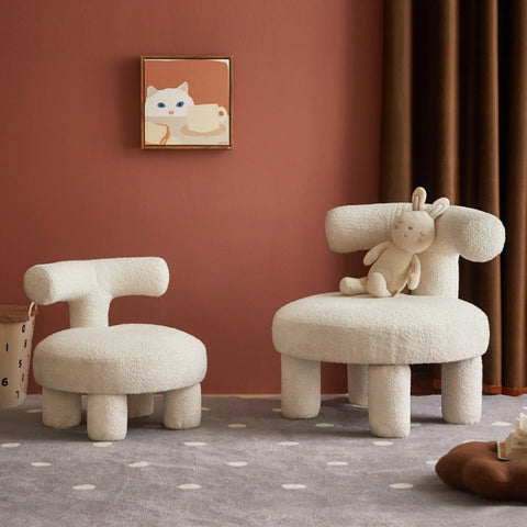 Lamb Velvet Kids Chair Off White Plush Imitation Wool Upholstered Cartoon Seat Solid Wood Frame for Playroom & Reading