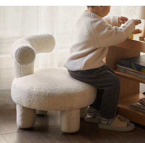 Lamb Velvet Kids Chair Off White Plush Imitation Wool Upholstered Cartoon Seat Solid Wood Frame for Playroom & Reading