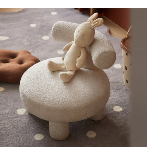 Lamb Velvet Kids Chair Off White Plush Imitation Wool Upholstered Cartoon Seat Solid Wood Frame for Playroom & Reading