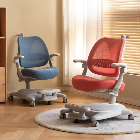 Upright Children’s Ergonomic Study Chair Adjustable Height Pink Desk Chair with Washable Cushion & PU Wheels