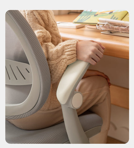 Upright Children’s Ergonomic Study Chair Adjustable Height Pink Desk Chair with Washable Cushion & PU Wheels