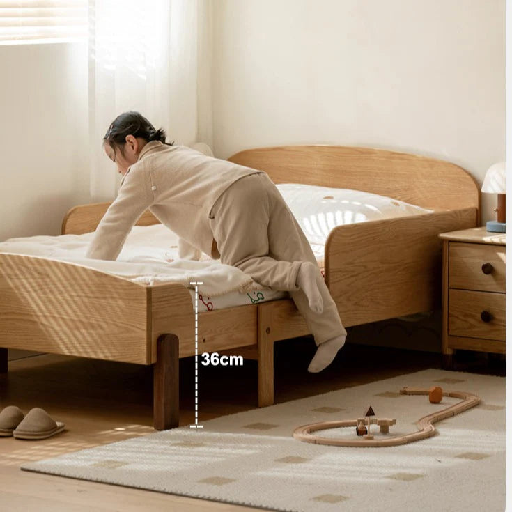 Oak, Beech solid wood Telescopic Toddler Bed from 57 in (145 cm) to 80.7 in (205 cm)<
