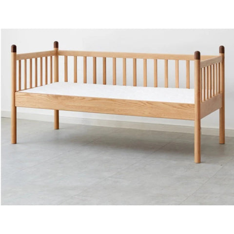Oak solid wood Toddler Bed<