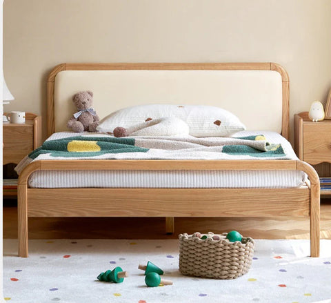 Oak solid wood children's bed with organic leather<