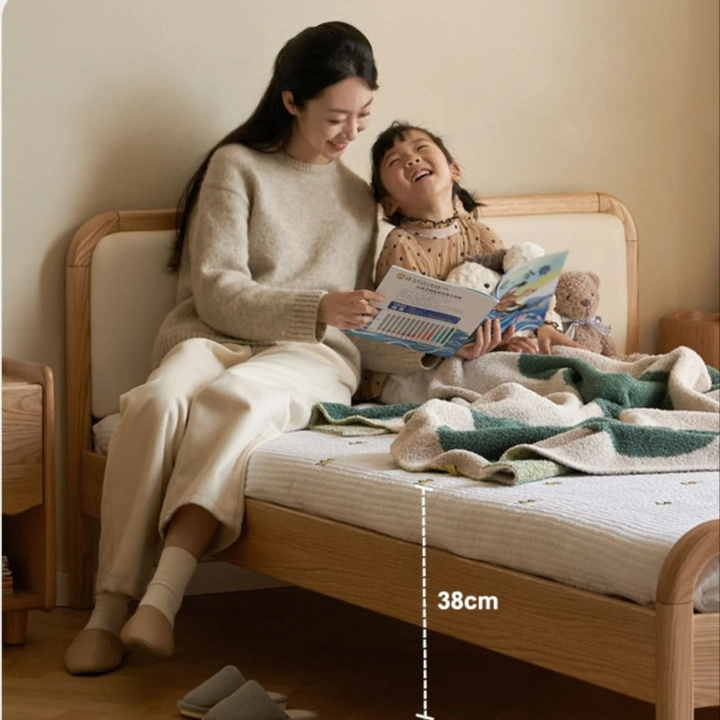 Oak solid wood children's bed with organic leather<